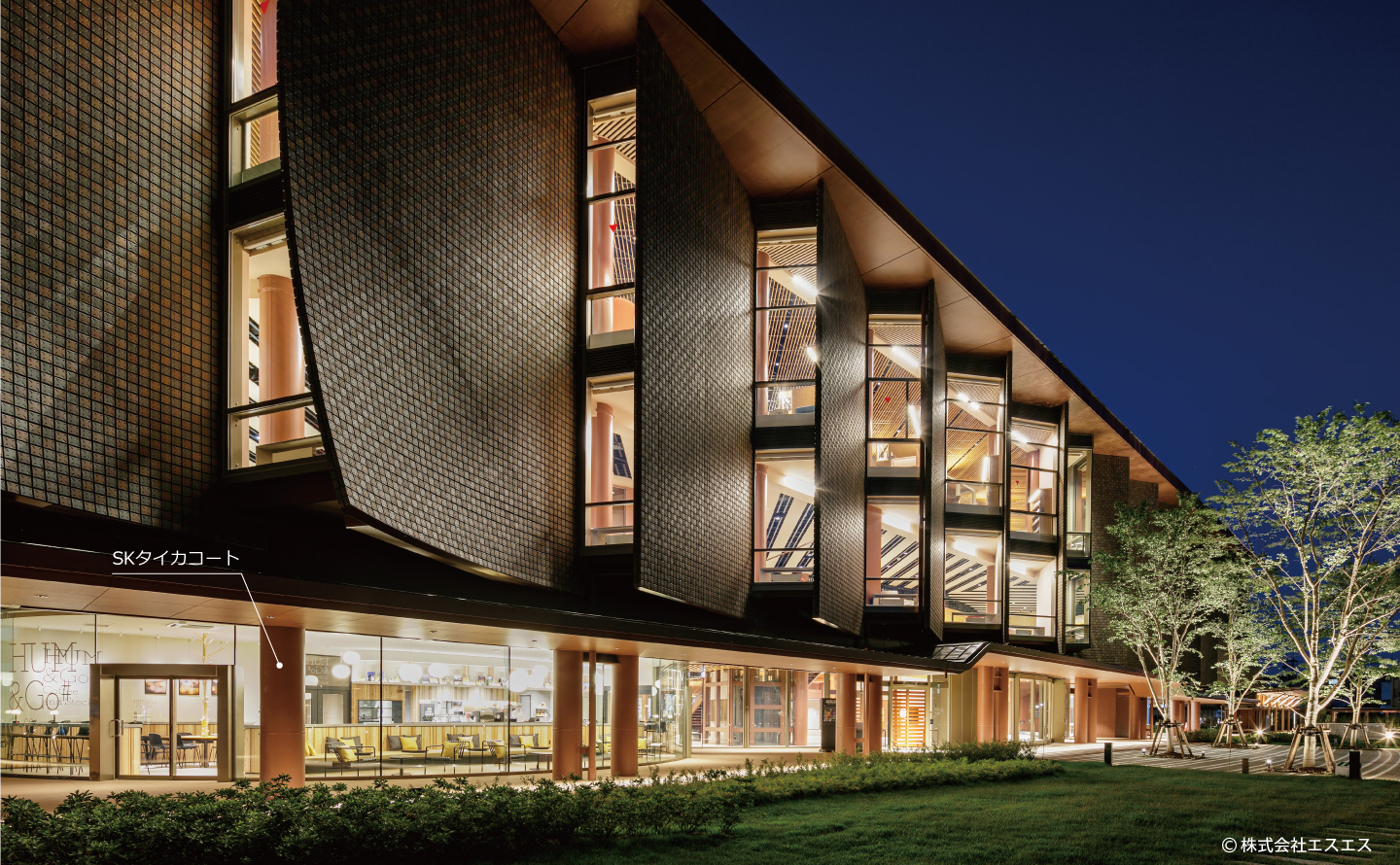 石川県立図書館