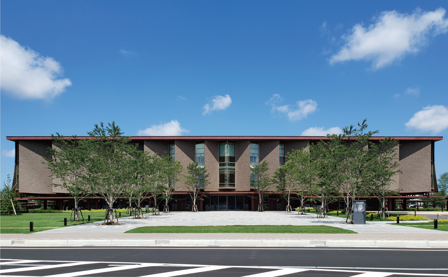 石川県立図書館